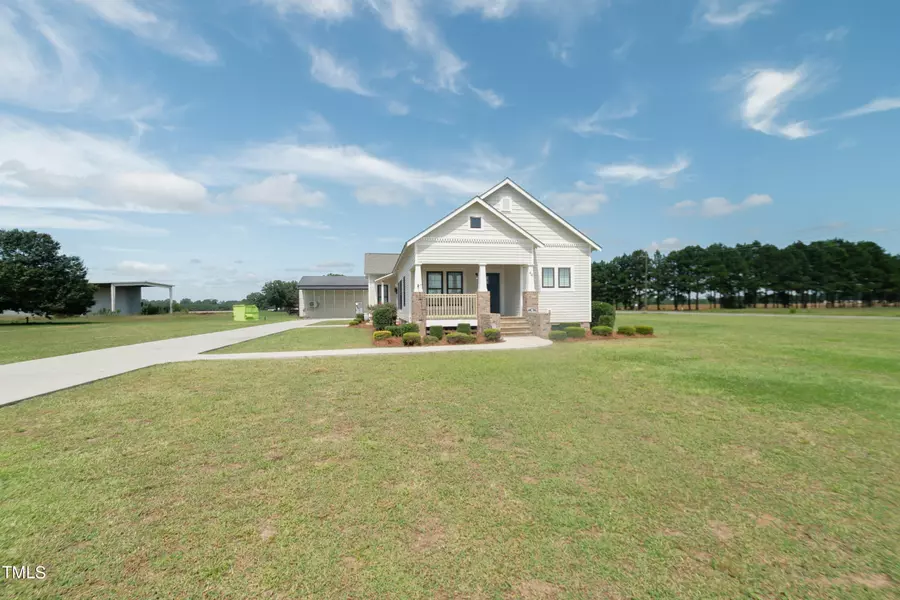 44 Laudie Honeycutt Road, Clinton, NC 28328