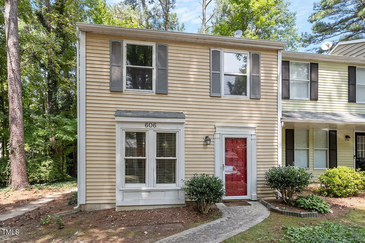 Cary, NC 27513,606 Middleton Avenue