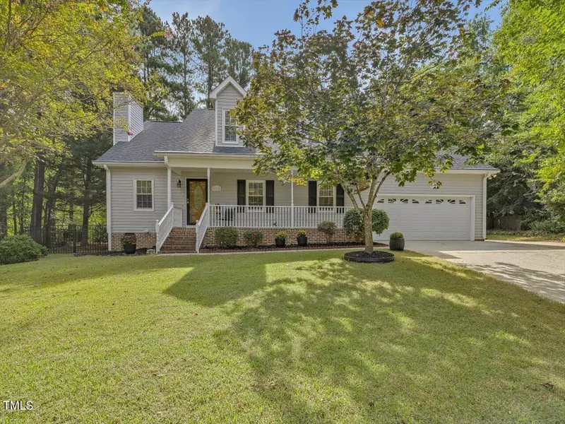 512 Barbados Court, Holly Springs, NC 27540