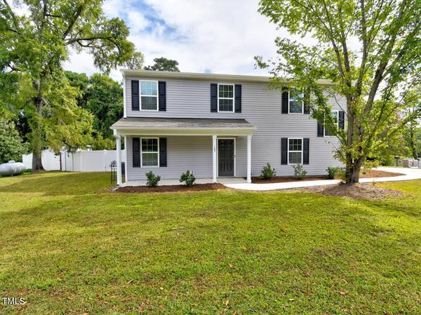 105 E Carolina Avenue, Bunn, NC 27508