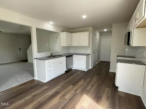 Smithfield, NC 27577,80 Lotus Avenue