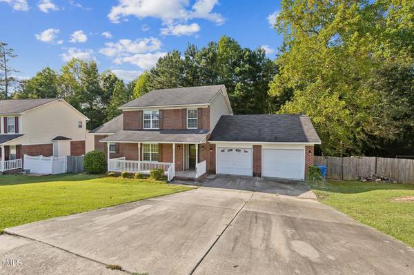 408 Chester Lake Place, Fayetteville, NC 28301