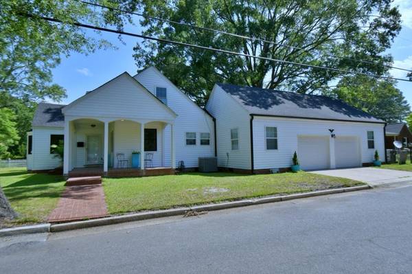 208 S Andrews Avenue, Goldsboro, NC 27530