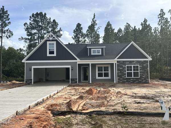 811 Rhum Drive, Fayetteville, NC 28311