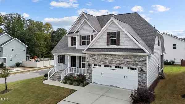 2923 Logan Valley Path, Apex, NC 27502