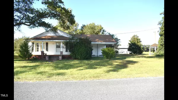 1658 White Oak Church Road, Clinton, NC 28328