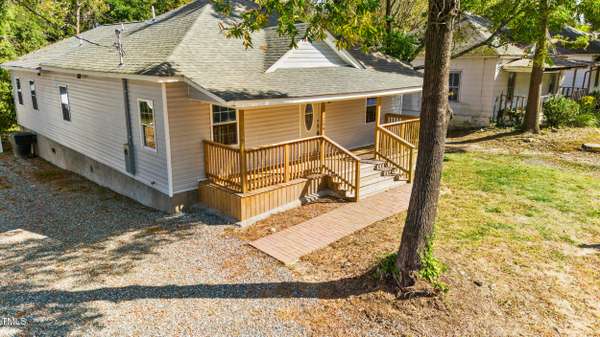 209 W Holt Street, Burlington, NC 27217