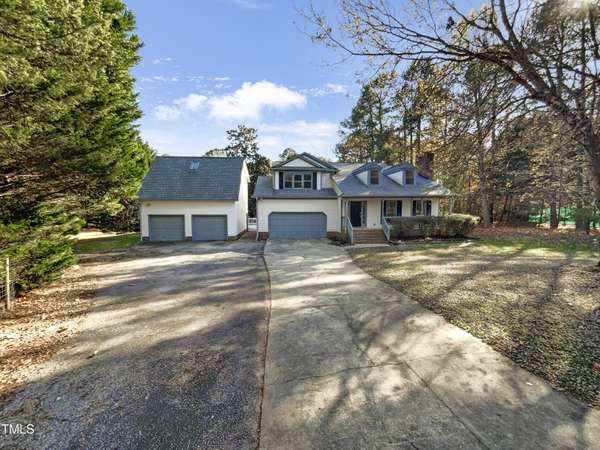 12905 Barsanlaw Drive, Raleigh, NC 27613