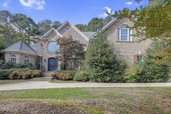 8221 Whispering Glen Lane, Raleigh, NC 27614