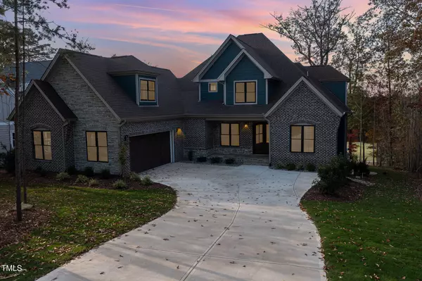 736 Golfers View View, Pittsboro, NC 27312