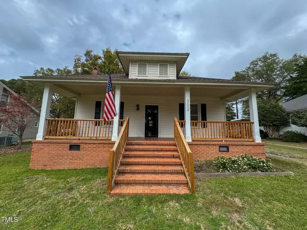 302 E D Street, Erwin, NC 28339