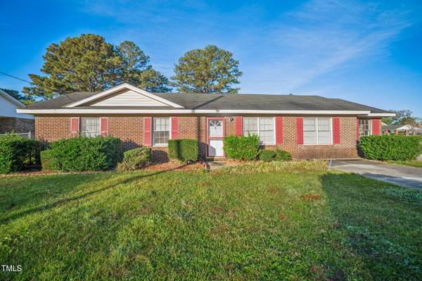 714 Girl Scout Road, Kinston, NC 28501