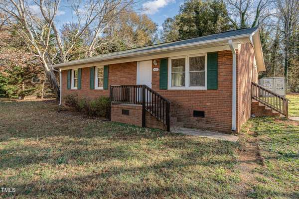 422 Smith Drive, Mebane, NC 27302