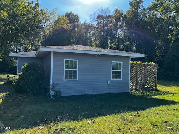 944 Mclamb Road, Dunn, NC 28334