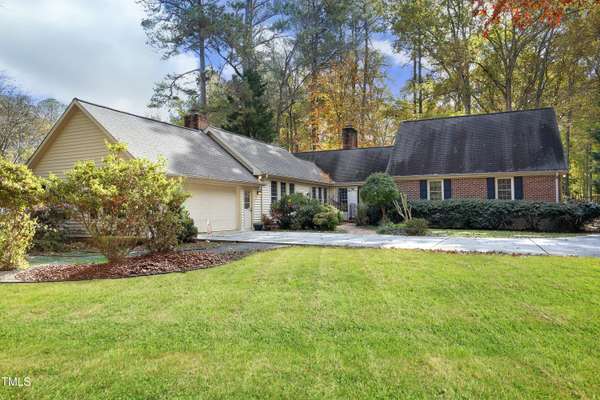 108 Saddle Ridge Road, Chapel Hill, NC 27514