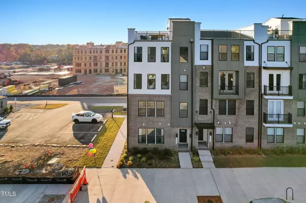 1239 Shaw View Alley #201, Raleigh, NC 27601