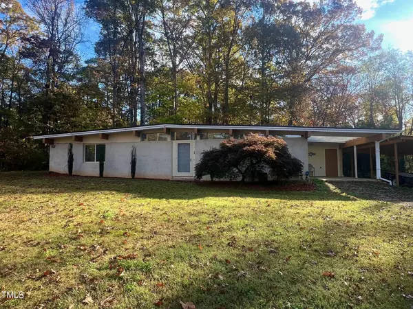 2212 Lakeshore Drive,  Raleigh,  NC 27604