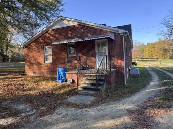 Burlington, NC 27215,2222 Sunset Hills Drive