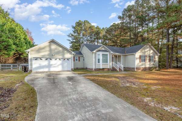 1609 Quail Grove Street, Willow Springs, NC 27592