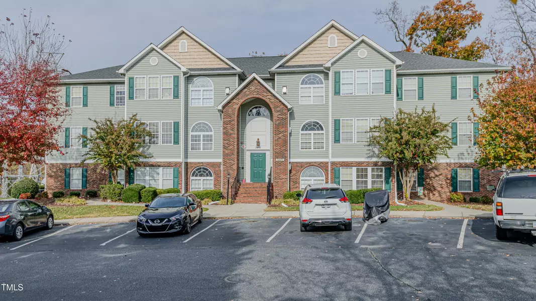 3485 Forestdale Drive #3d, Burlington, NC 27215