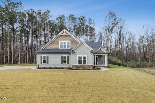 90 Blackberry Lane, Benson, NC 27504