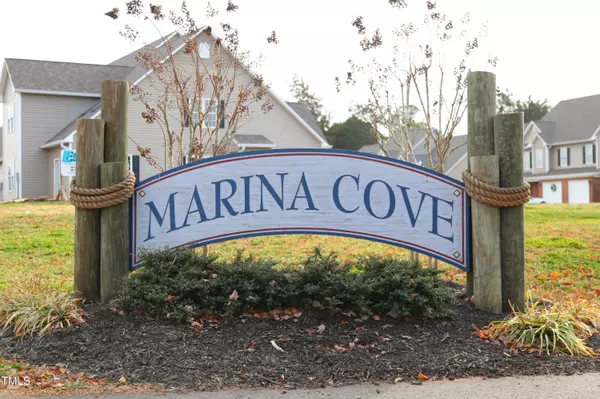 102 Marina Cove, Clarksville, VA 23927