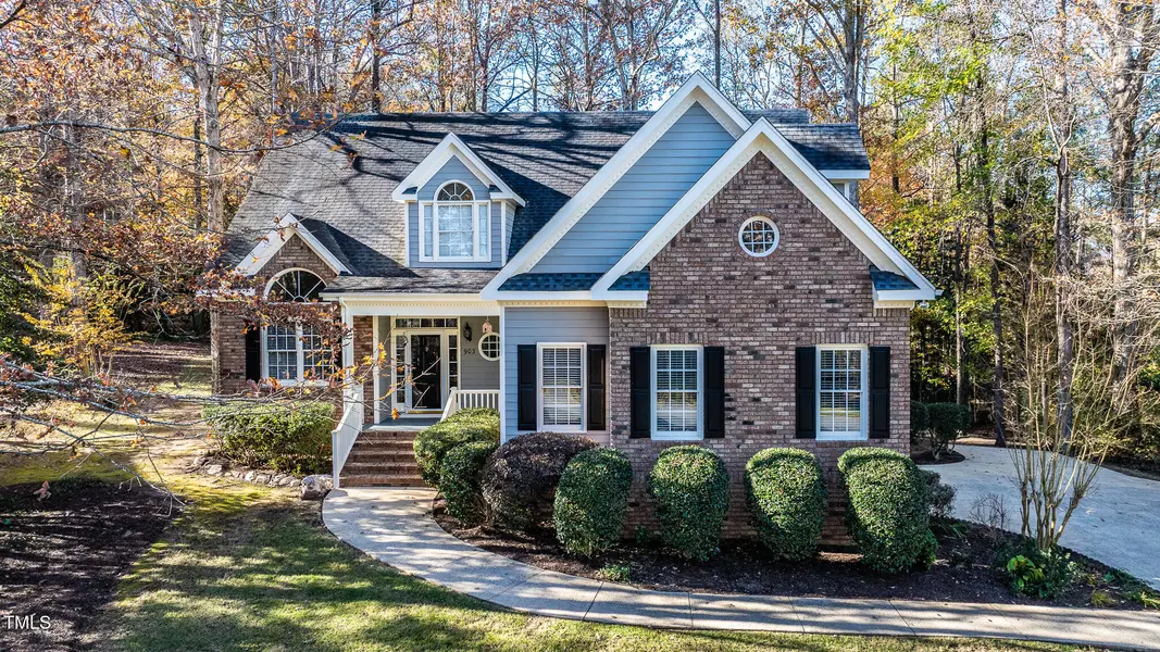 903 Birkdale Drive, Clayton, NC 27527