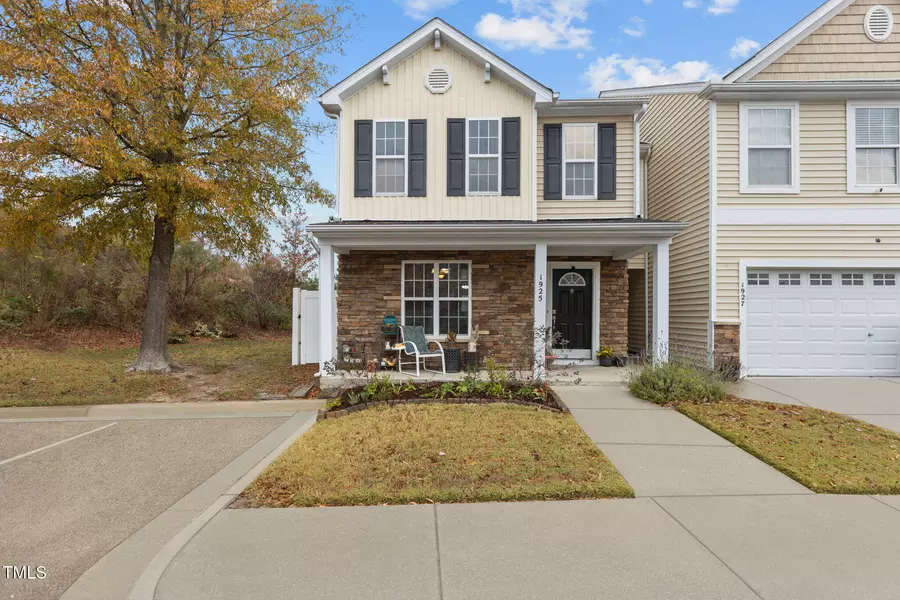 1925 Serenade Circle, Raleigh, NC 27610