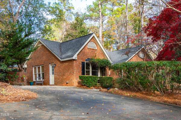 402 Berryhill Drive, Carrboro, NC 27510