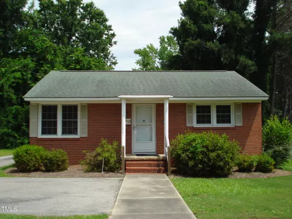 608 N Ellis Avenue, Dunn, NC 28334