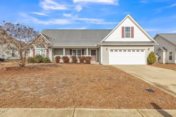 2138 Queen Elizabeth Lane, Hope Mills, NC 28348