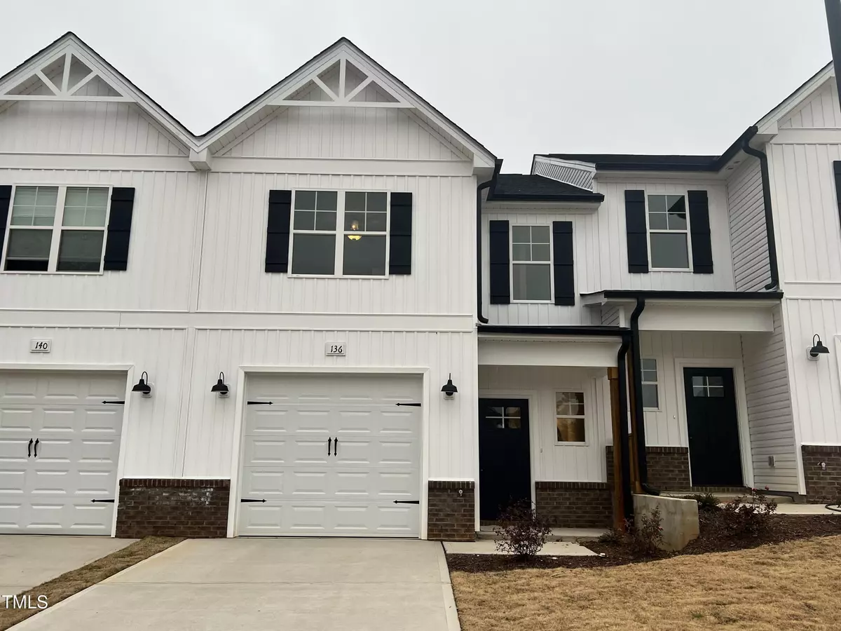 Clayton, NC 27520,136 S Mistflower Street