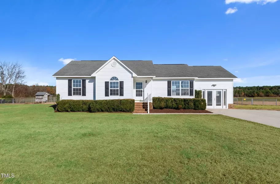 4572 Wyse Fork Road, Dover, NC 28526