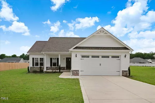 207 Dunbar Hill Drive, Fremont, NC 27830