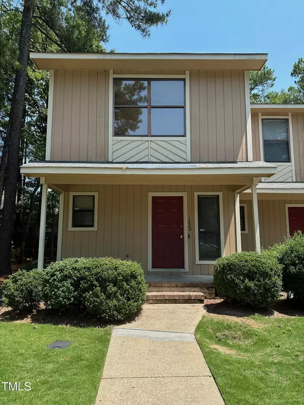 1220 Huntsman Court,  Fayetteville,  NC 28303
