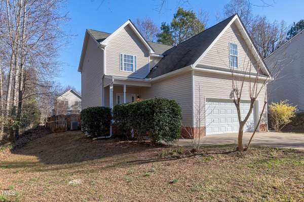 109 Stoneline Court, Holly Springs, NC 27540