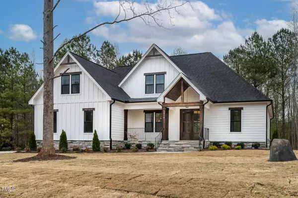 3912 Cedar Knolls Drive, Youngsville, NC 27596