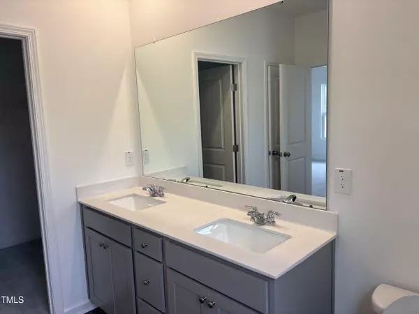 Four Oaks, NC 27524,507 Barnes Landing Drive