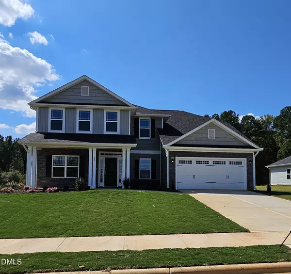 33 Sunburst Court, Fuquay Varina, NC 27526
