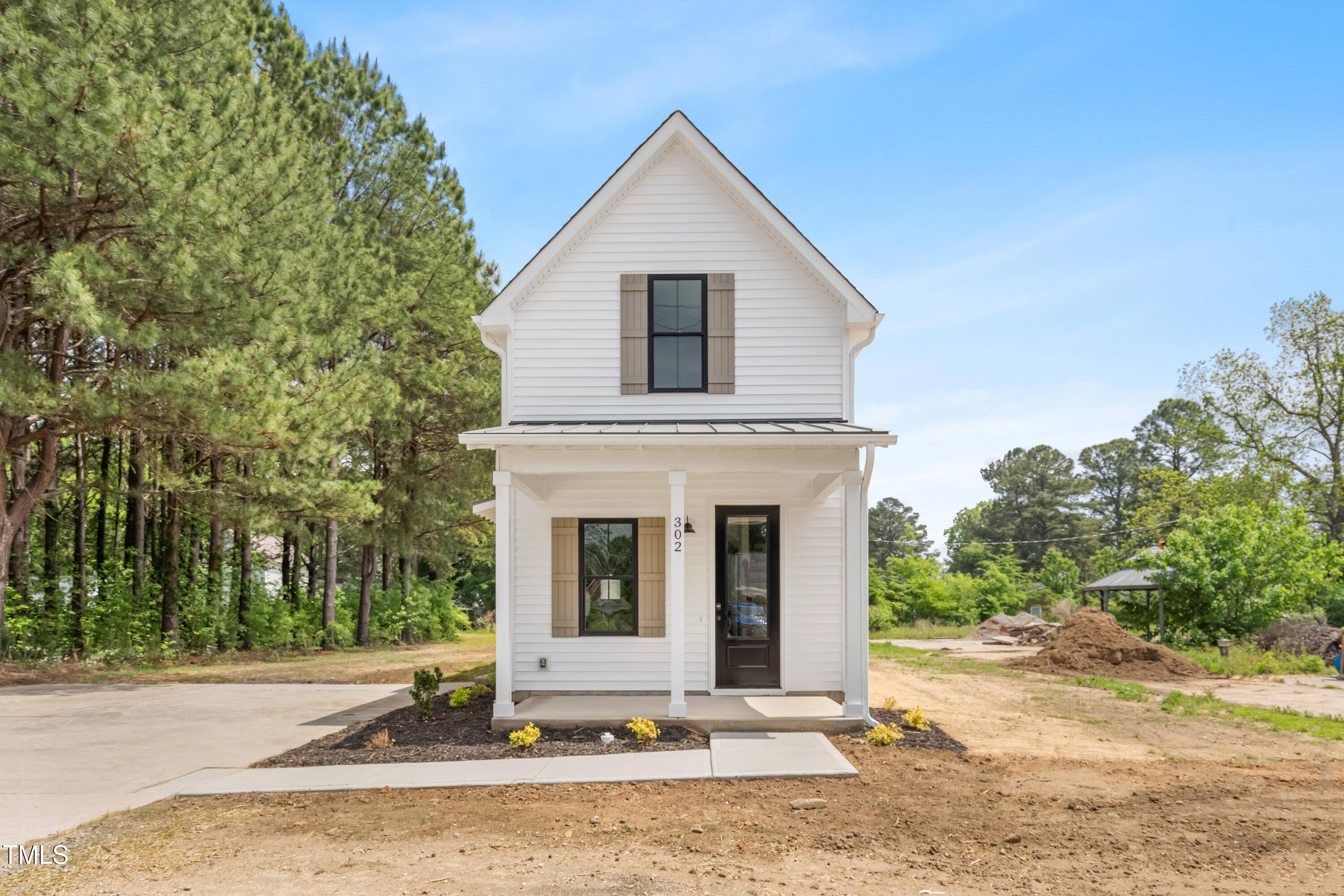302 S Sycamore Street, Fremont, NC 27830