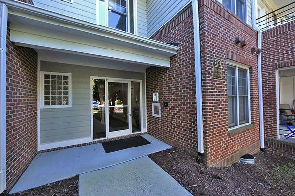 703 Copperline Drive #Unit 302, Chapel Hill, NC 27516