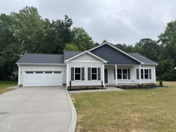 327 S Main Street, Four Oaks, NC 27524