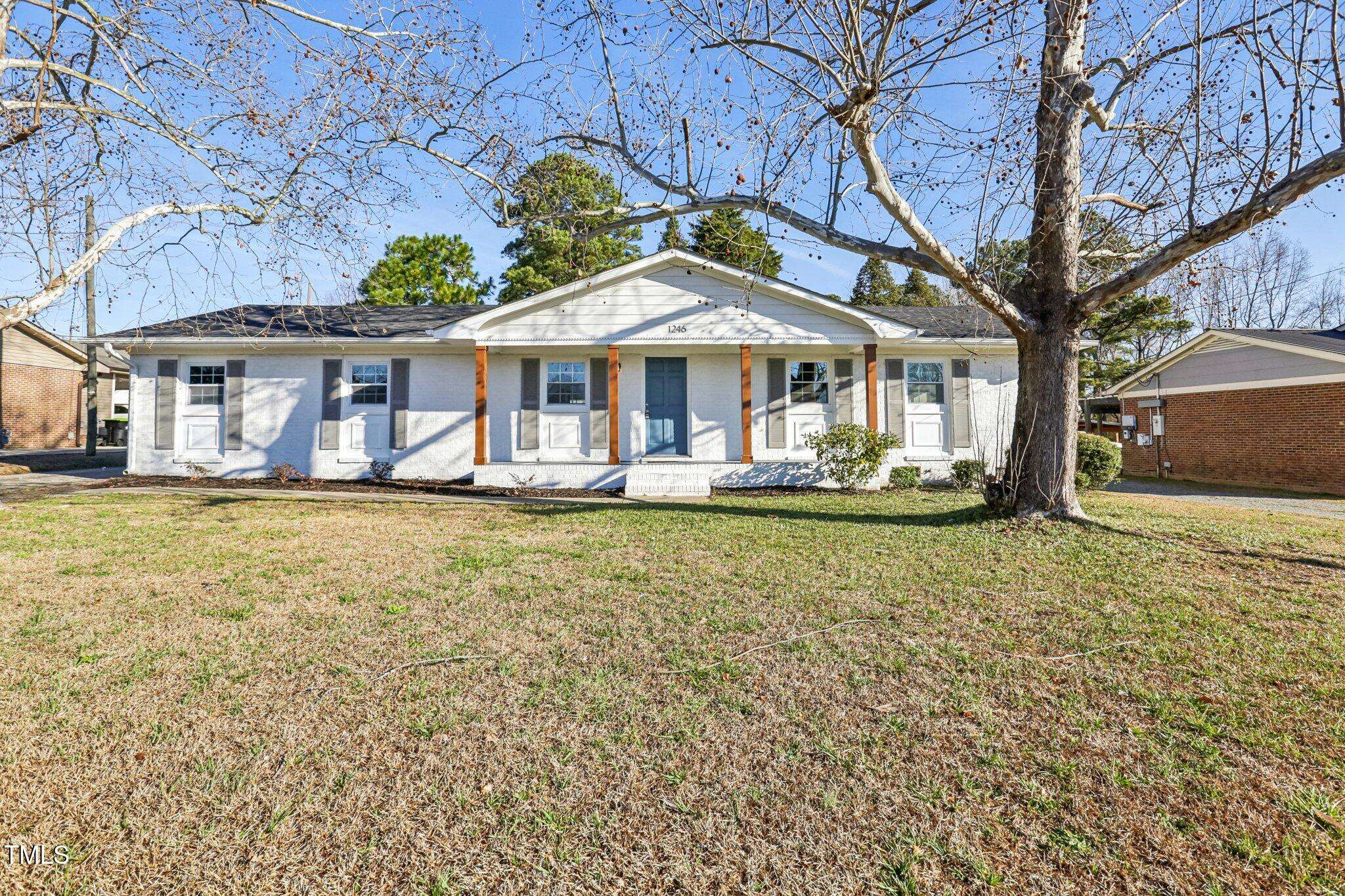 1246 Nc 27, Benson, NC 27504