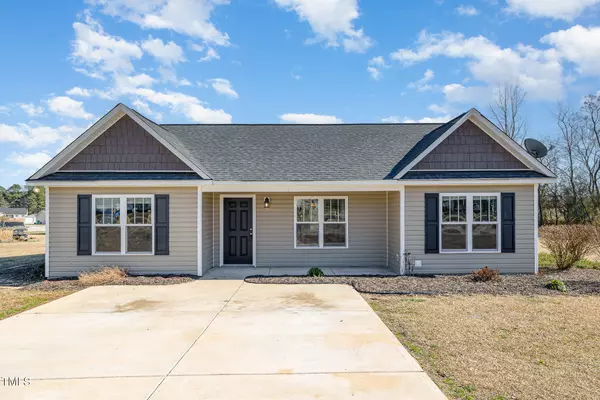 107 Rollingwood Circle,  Kenly,  NC 27542