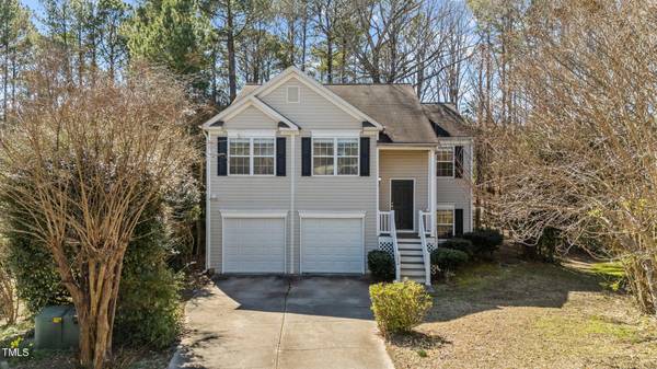 224 Hartshorn Court, Holly Springs, NC 27540