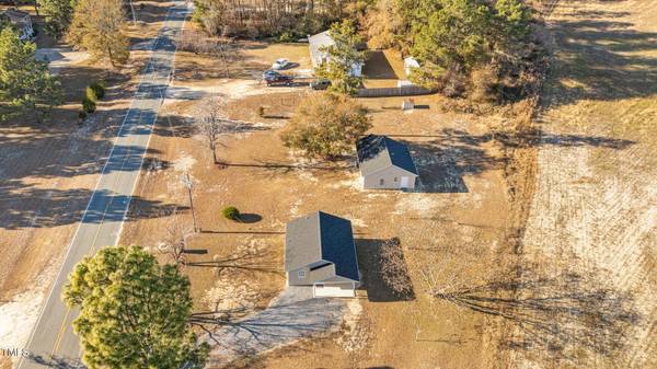 495 Wright Road, Vass, NC 28394