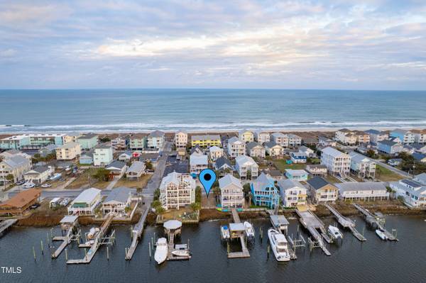 817 Canal Drive, Carolina Beach, NC 28428