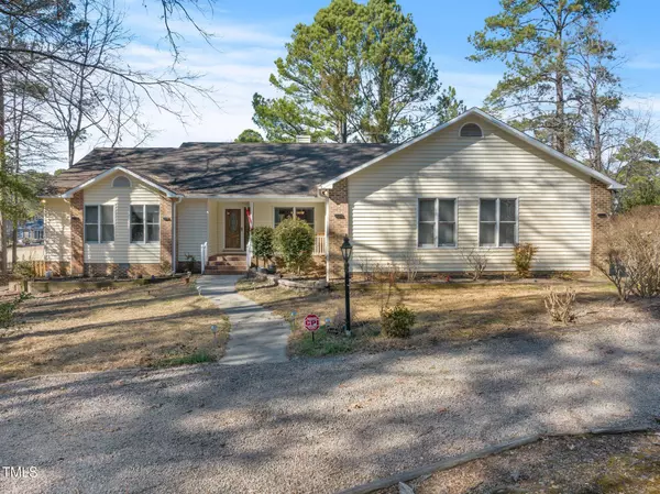 573 Broadmoor Court, Sanford, NC 27332