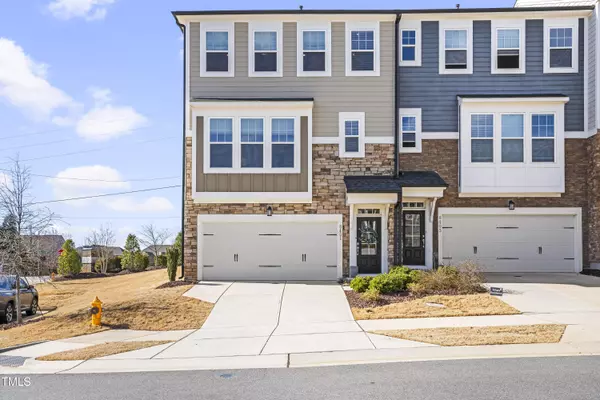 8401 Zinc Autumn Path,  Raleigh,  NC 27615