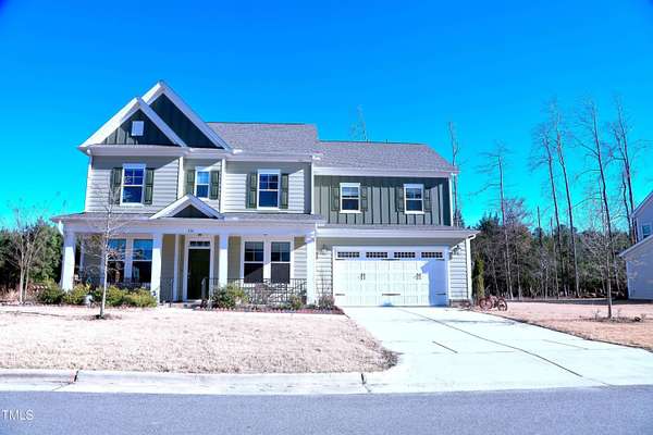 1136 Knotty Oaks Drive, Apex, NC 27523